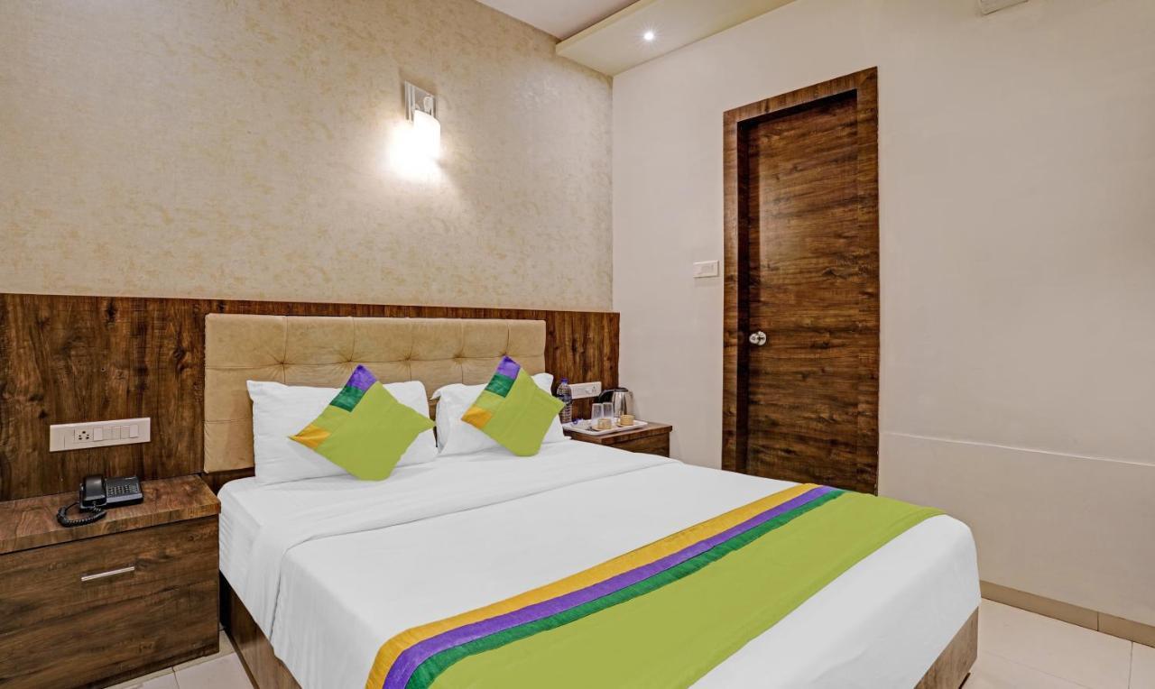 Hotel Bkc Mannat Mumbai Exterior photo