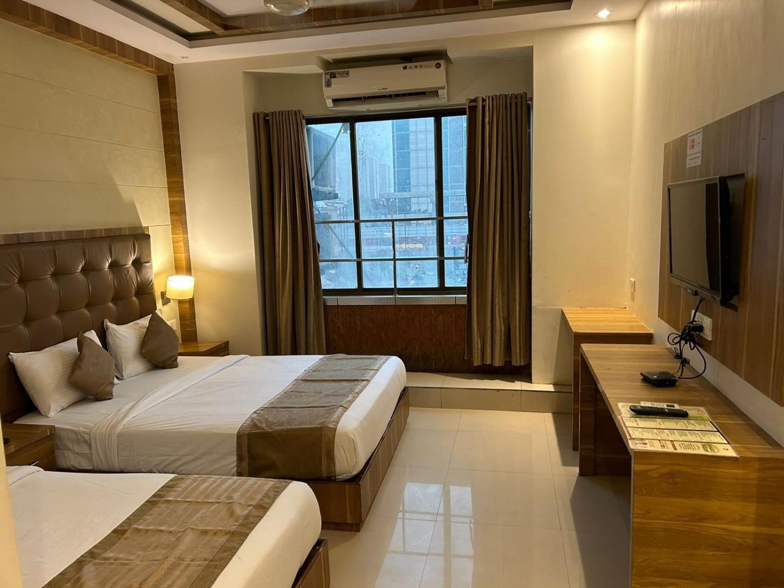 Hotel Bkc Mannat Mumbai Exterior photo