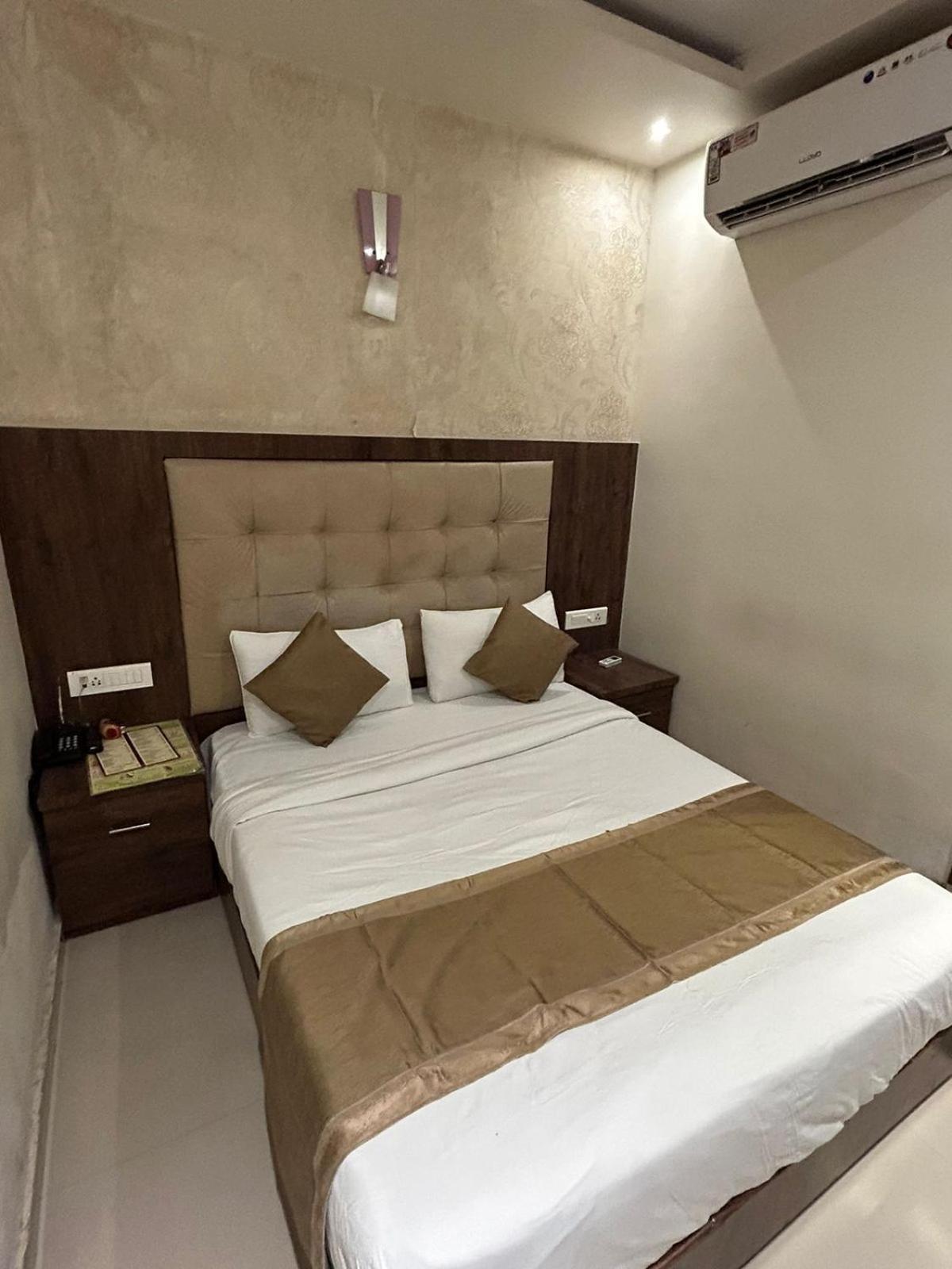 Hotel Bkc Mannat Mumbai Exterior photo