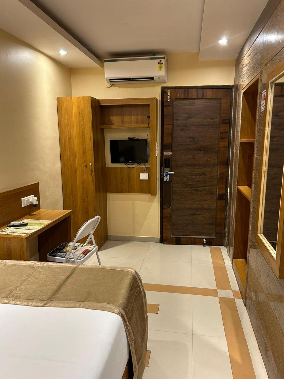 Hotel Bkc Mannat Mumbai Exterior photo